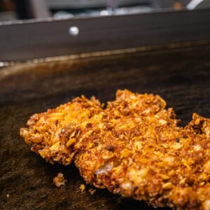 CHIKEN CRUNCH E CHIPS